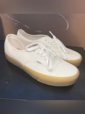 Vans White Canvas Low-Top Sneakers with Gum Sole